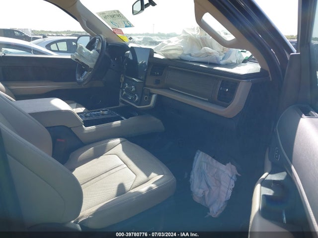 Ford Expedition Limited 2023 1FMJU2A81PEA50696 Image 5