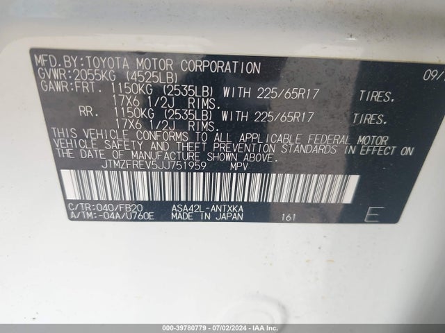 Toyota RAV4 LE 2018 JTMZFREV5JJ751959 Image 9