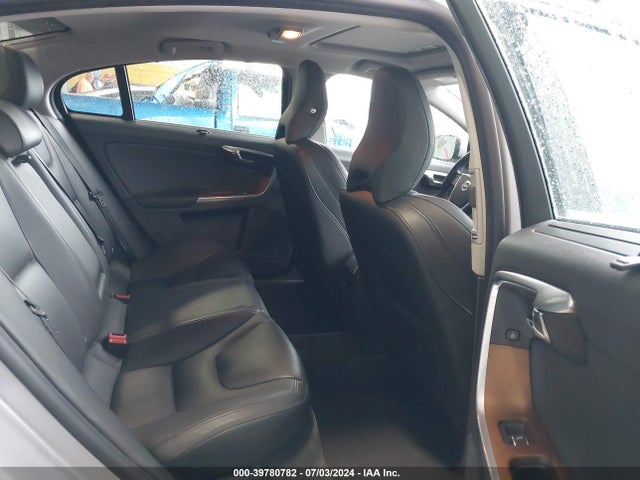 LYV612TK1GB102145 Volvo S60 Inscription T5 Premier