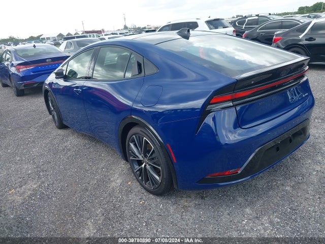 Toyota PRIUS XLE 2024 JTDACAAUXR3026202 Image 3
