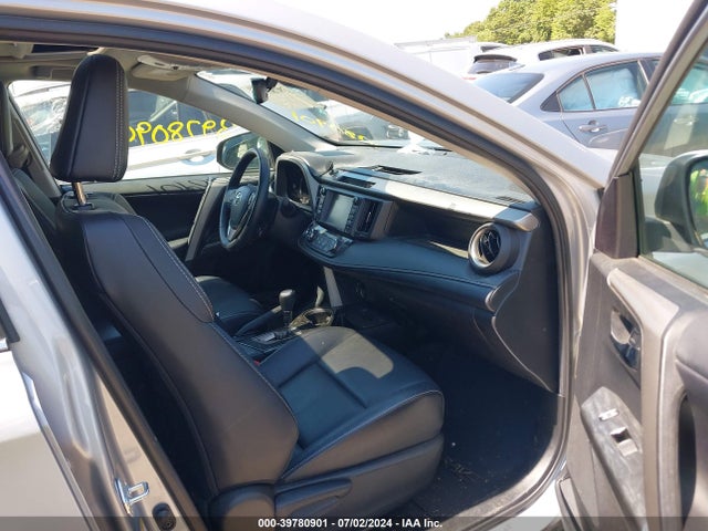2T3DFREV4JW783183 Toyota Rav4 Platinum