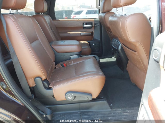 Toyota Sequoia Platinum 2017 5TDDY5G12HS149833 Image 8