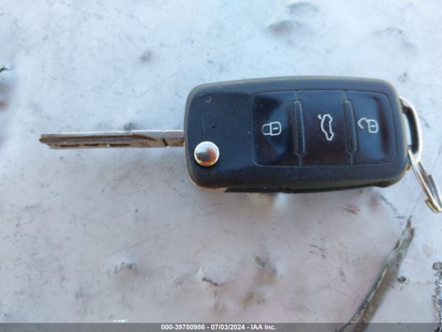 3VWLL7AJ1EM389575 Volkswagen Jetta 2.0l Tdi