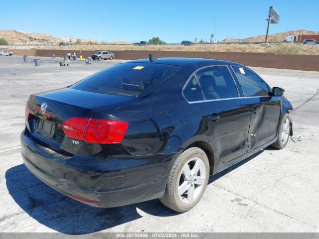 3VWLL7AJ1EM389575 Volkswagen Jetta 2.0l Tdi