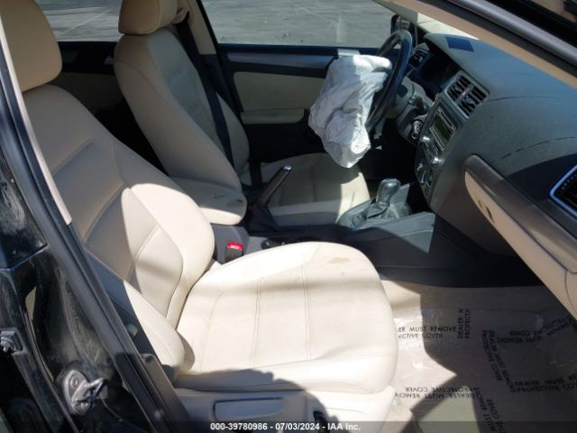 3VWLL7AJ1EM389575 Volkswagen Jetta 2.0l Tdi