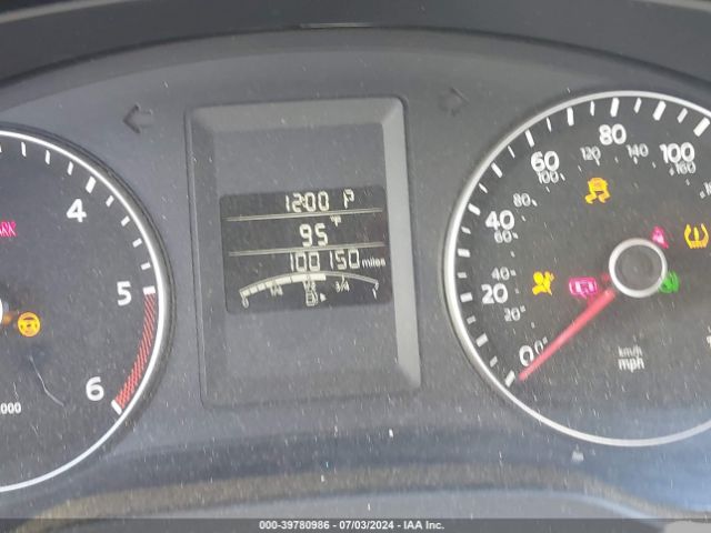 3VWLL7AJ1EM389575 Volkswagen Jetta 2.0l Tdi