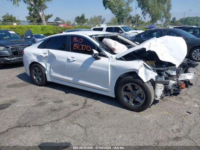 5XXG14J28NG091317 KIA K5 LXS