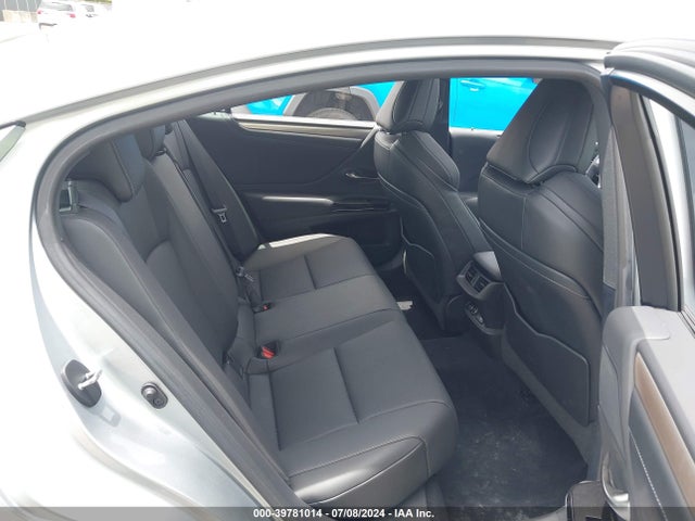 58AGZ1B10NU128162 Lexus Es 350 F Sport