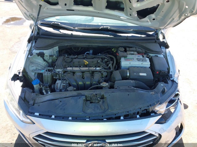 Hyundai ELANTRA SE 2017 5NPD74LF8HH113018 Image 10
