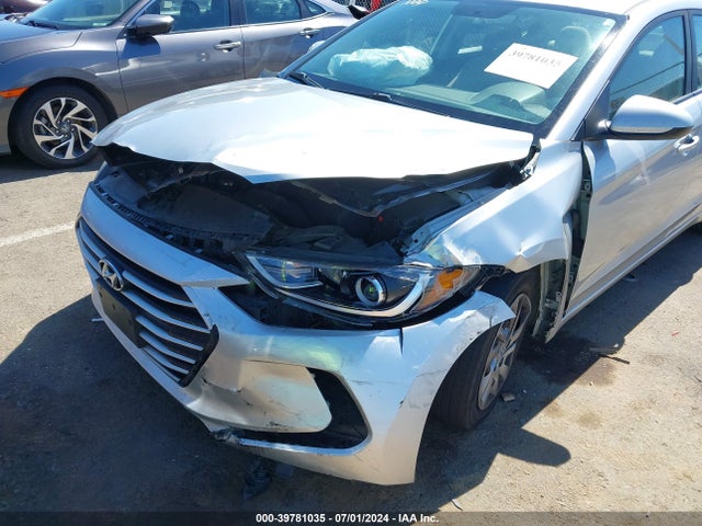 Hyundai ELANTRA SE 2017 5NPD74LF8HH113018 Image 6