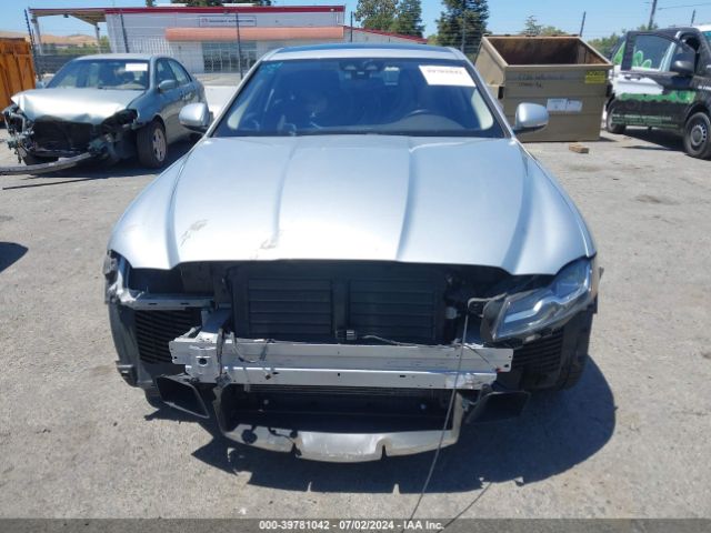 SAJBD4BV7HCY29110 Jaguar Xf 35t Premium