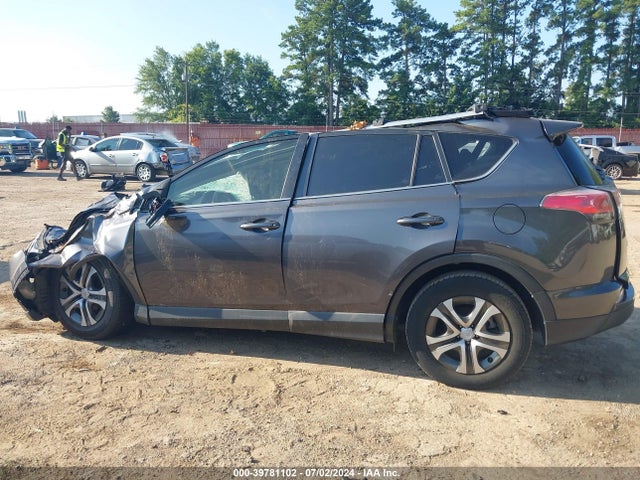 Toyota RAV4 LE 2018 JTMZFREV1JJ729117 Image 15