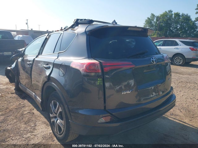 Toyota RAV4 LE 2018 JTMZFREV1JJ729117 Image 3