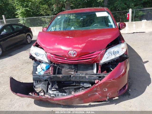 Toyota Sienna Le 8 Passenger 2017 5TDKZ3DC5HS848758 Image 12