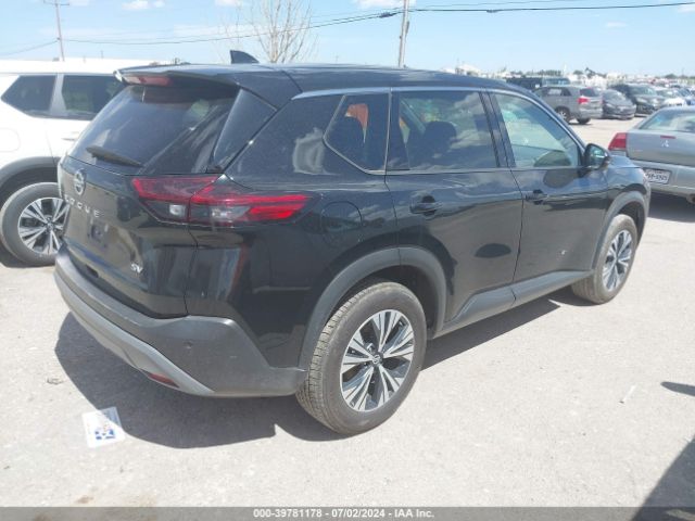 5N1AT3BA6MC777933 Nissan Rogue Sv Fwd