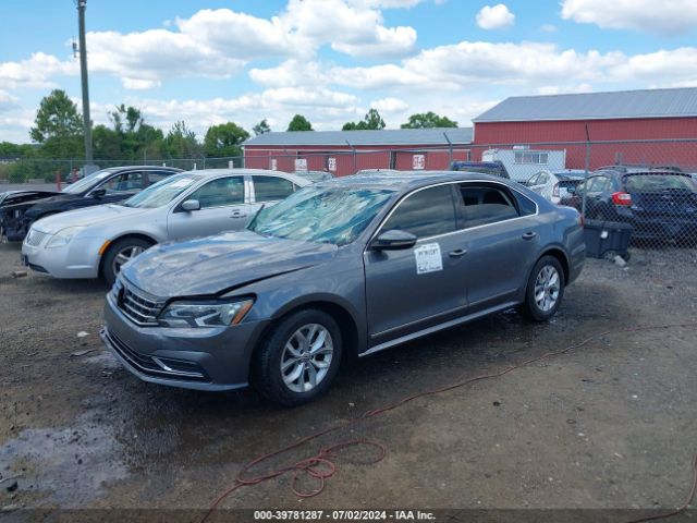 1VWAT7A37HC019732 Volkswagen Passat 1.8t S