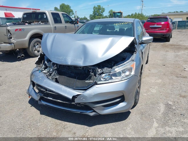 Honda ACCORD LX 2017 1HGCR2F39HA077571 Image 13