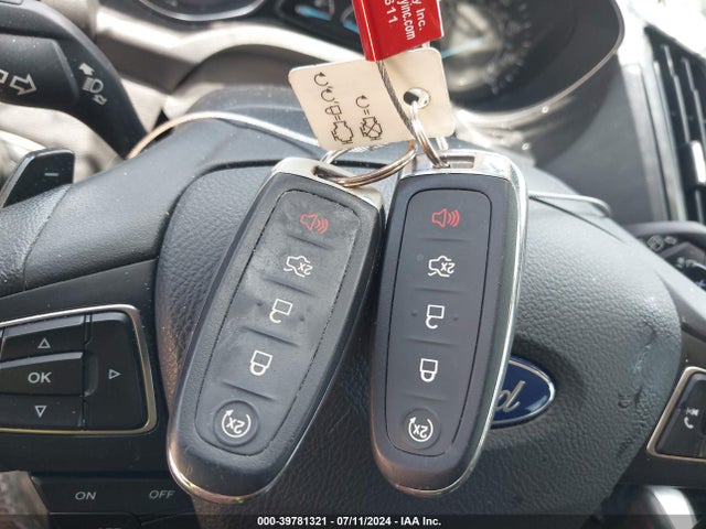 Ford Escape Titanium 2017 1FMCU0J93HUB42860 Image 11