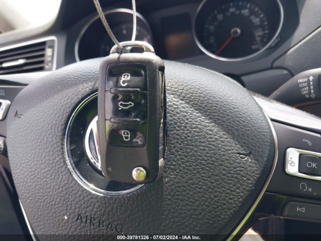 3VWD17AJXFM284304 Volkswagen Jetta 1.8t Se