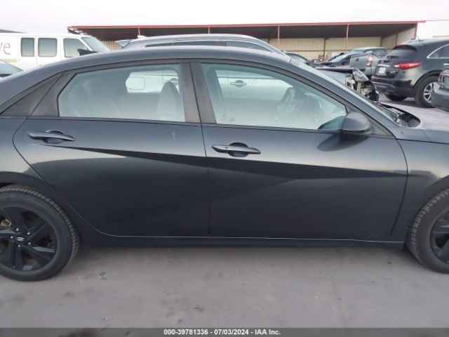 5NPLM4AG4MH008227 Hyundai ELANTRA SEL