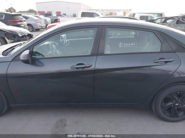 5NPLM4AG4MH008227 Hyundai ELANTRA SEL