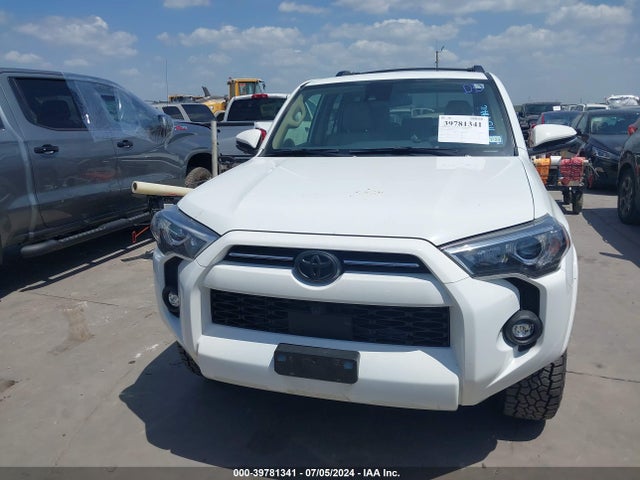 Toyota 4runner Sr5 Premium 2023 JTEFU5JR1P5283347 Image 12