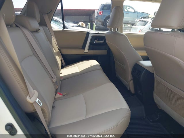 Toyota 4runner Sr5 Premium 2023 JTEFU5JR1P5283347 Image 8