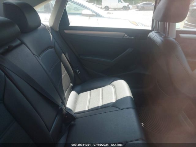 1VWAT7A38EC044862 Volkswagen Passat 1.8t Wolfsburg Edition