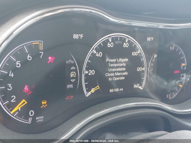 1C4RJEAG2KC662578 Jeep Grand Cherokee Altitude 4x2