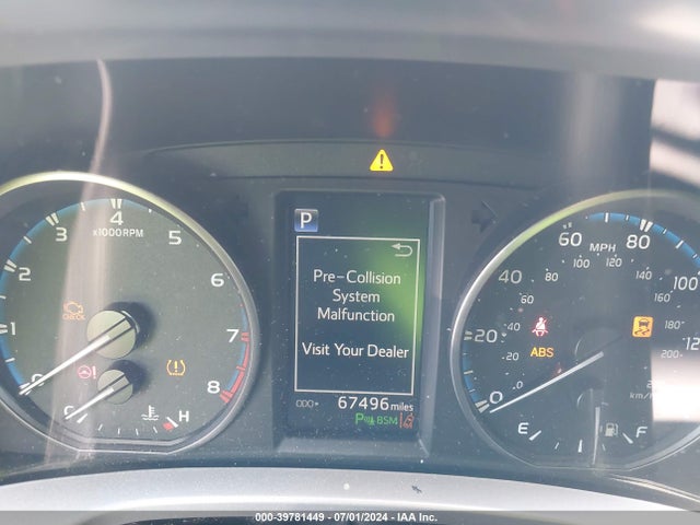 Toyota Rav4 Xle 2018 JTMWFREV1JJ186418 Image 15