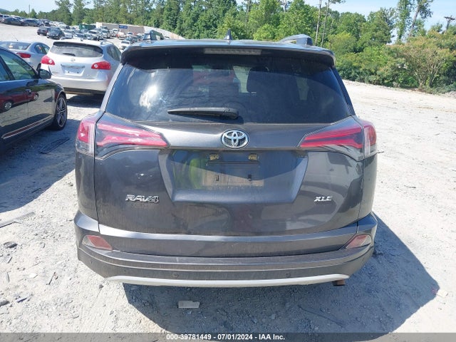 Toyota Rav4 Xle 2018 JTMWFREV1JJ186418 Image 16