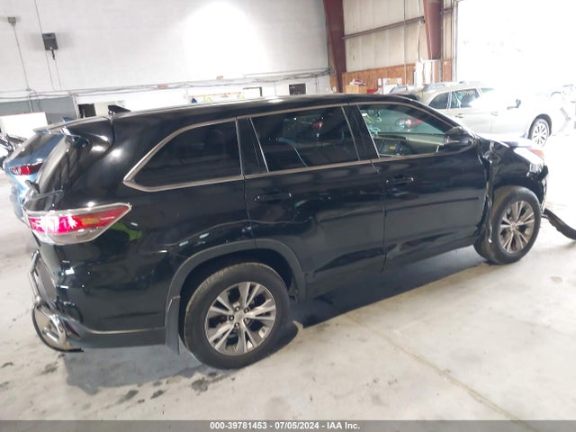 Toyota Highlander Le Plus V6 2015 5TDBKRFH4FS204536 Image 4