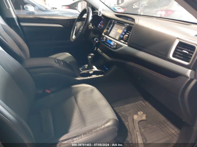 Toyota Highlander Le Plus V6 2015 5TDBKRFH4FS204536 Image 5