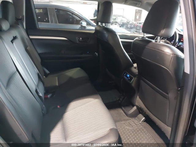 Toyota Highlander Le Plus V6 2015 5TDBKRFH4FS204536 Image 8