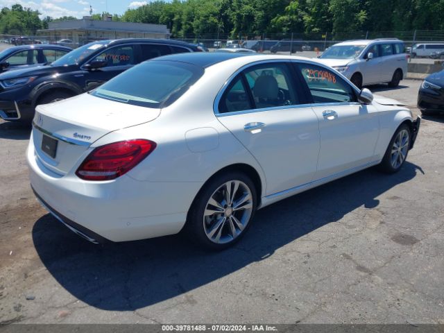 55SWF4KB1FU090153 Mercedes-Benz C 300 4matic/luxury 4matic/sport 4matic