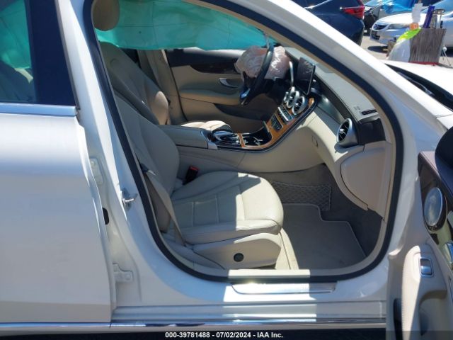 55SWF4KB1FU090153 Mercedes-Benz C 300 4matic/luxury 4matic/sport 4matic