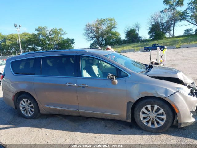 2C4RC1EG4JR293273 Chrysler Pacifica Touring L Plus