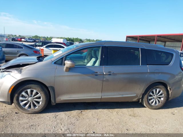 2C4RC1EG4JR293273 Chrysler Pacifica Touring L Plus