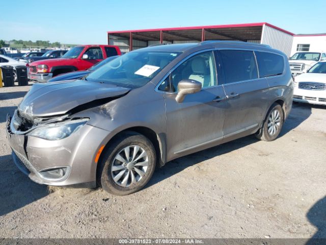 2C4RC1EG4JR293273 Chrysler Pacifica Touring L Plus