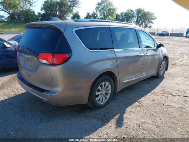2C4RC1EG4JR293273 Chrysler Pacifica Touring L Plus
