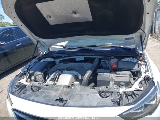 W04GP6SX0J1087282 Buick Regal Sportback Essence