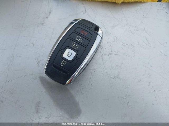 3LN6L5CC1HR615295 Lincoln MKZ SELECT