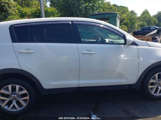KNDPB3AC5F7772206 KIA Sportage Lx