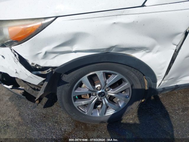 KNDPB3AC5F7772206 KIA Sportage Lx