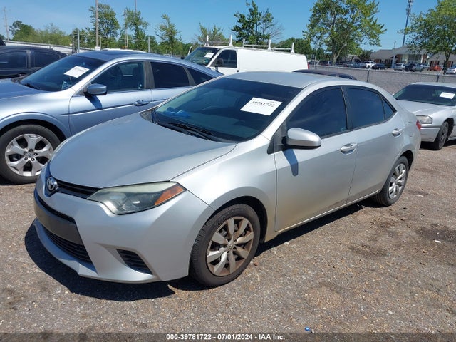 Toyota COROLLA LE 2016 5YFBURHE5GP410374 Image 2