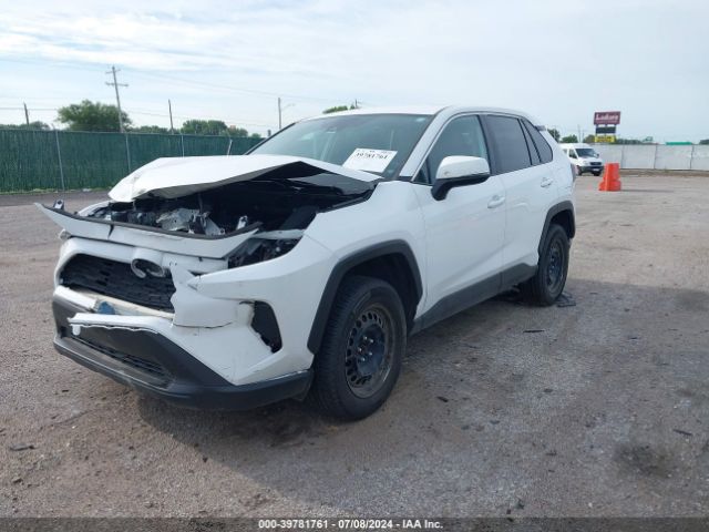 2T3G1RFVXNW301767 Toyota RAV4 LE