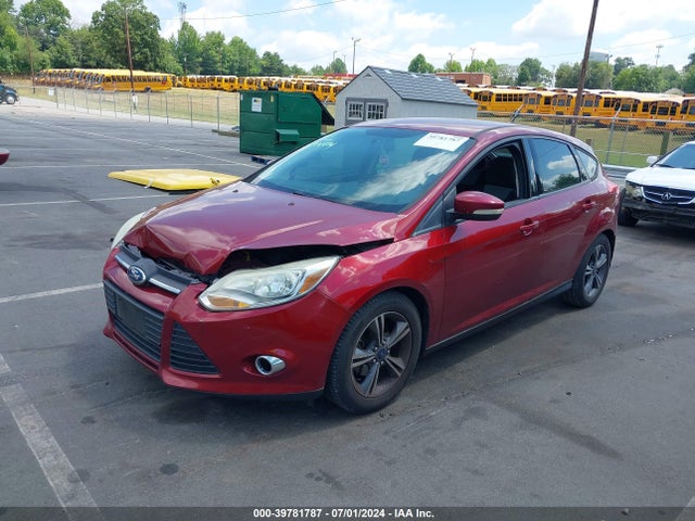 Ford FOCUS SE 2014 1FADP3K21EL303412 Image 2