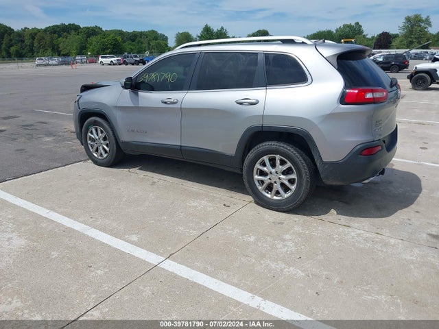1C4PJMCSXGW286575 Jeep Cherokee Latitude