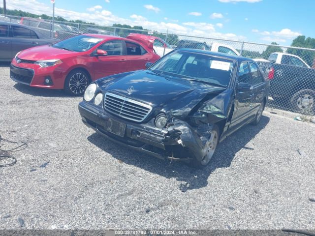 2001 MERCEDES-BENZ E-CLASS WDBJF65J61B220206 Photo 1