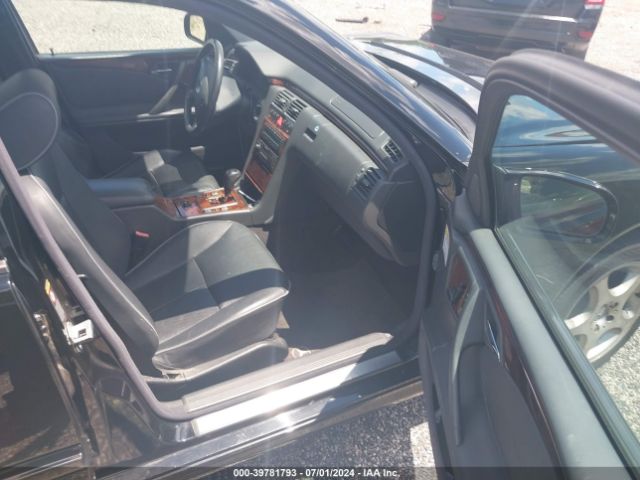 2001 MERCEDES-BENZ E-CLASS WDBJF65J61B220206 Photo 4